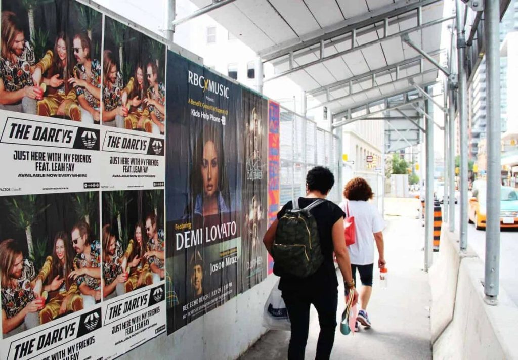 postering ottawa